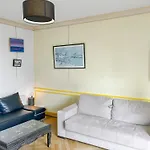 Vue Imprenable Mer, Spacieux Et Chic, Capacite 2 Personnes Ou Famille 3 Personnes,1 Chambre, Baignoire, Quartier Calme