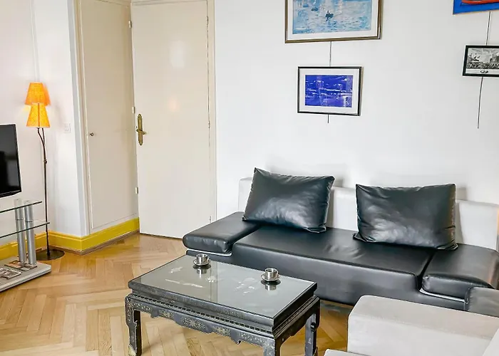 Апартаменты Chic Vue Terrasse Le Havre, Capacite 2 Personnes Ou Famille 3 Personnes,1 Chambre, Baignoire, Quartier Calme Гавр