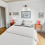Vue Imprenable Mer, Spacieux Et Chic, Capacite 2 Personnes Ou Famille 3 Personnes,1 Chambre, Baignoire, Quartier Calme Daire *