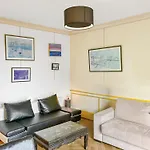Chic Vue Mer, Terrasse, Capacité 2 Personnes Ou Famille 3 Personnes,1 Chambre, Baignoire, Quartier Calme Appartement