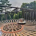 Daire Vue Imprenable Mer, Spacieux Et Chic, Capacite 2 Personnes Ou Famille 3 Personnes,1 Chambre, Baignoire, Quartier Calme
