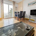 Appartement Chic Vue Mer, Terrasse, Capacité 2 Personnes Ou Famille 3 Personnes,1 Chambre, Baignoire, Quartier Calme *