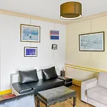 Vue Imprenable Mer, Spacieux Et Chic, Capacite 2 Personnes Ou Famille 3 Personnes,1 Chambre, Baignoire, Quartier Calme