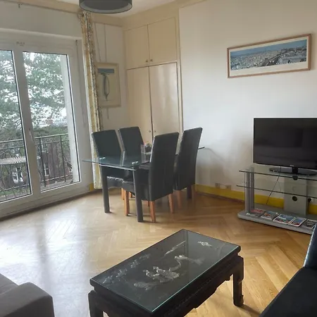 Terrasse Vue Imprenable Mer, 65m2 Chic, Quartier Calme Le Havre, Capacite 2 Personnes Ou Famille 3 Personnes,1 Chambre, Baignoire *