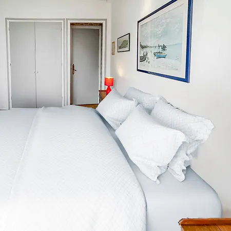 Vue Imprenable Mer, Spacieux Et Chic, Capacité 2 Personnes Ou Famille 3 Personnes,1 Chambre, Baignoire, Quartier Calme Appartamento