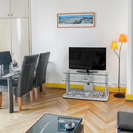 Terrasse Vue Imprenable Mer, 65m2 Chic, Quartier Calme Le Havre, Capacite 2 Personnes Ou Famille 3 Personnes,1 Chambre, Baignoire Apartment