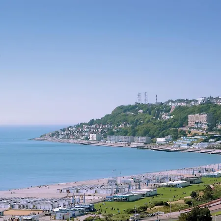Apartment Terrasse Vue Imprenable Mer, 65m2 Chic, Quartier Calme Le Havre, Capacite 2 Personnes Ou Famille 3 Personnes,1 Chambre, Baignoire