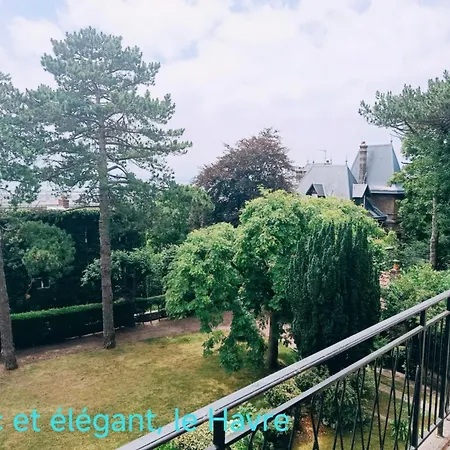 Apartment Terrasse Vue Imprenable Mer, 65m2 Chic, Quartier Calme Le Havre, Capacite 2 Personnes Ou Famille 3 Personnes,1 Chambre, Baignoire *