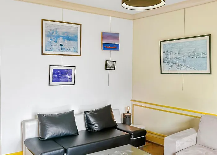 Terrasse Vue Mer, Spacieux Et Chic, Capacite 2 Personnes Ou Famille 3 Personnes,1 Chambre, Baignoire, Quartier Calme