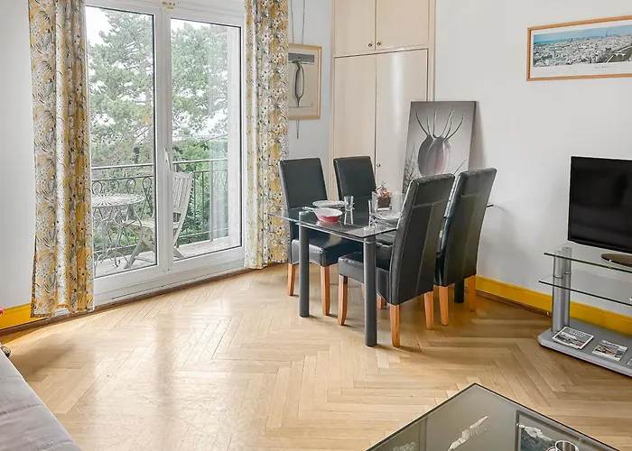 Terrasse Vue Mer, Spacieux Et Chic, Capacite 2 Personnes Ou Famille 3 Personnes,1 Chambre, Baignoire, Quartier Calme *